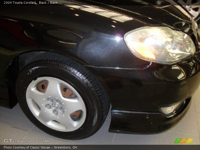 Black / Black 2004 Toyota Corolla S