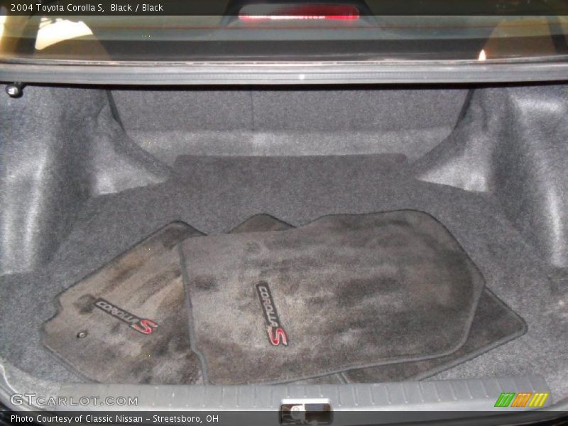 Black / Black 2004 Toyota Corolla S