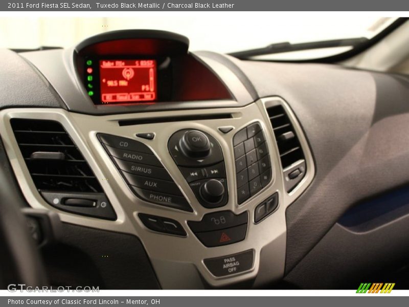 Tuxedo Black Metallic / Charcoal Black Leather 2011 Ford Fiesta SEL Sedan