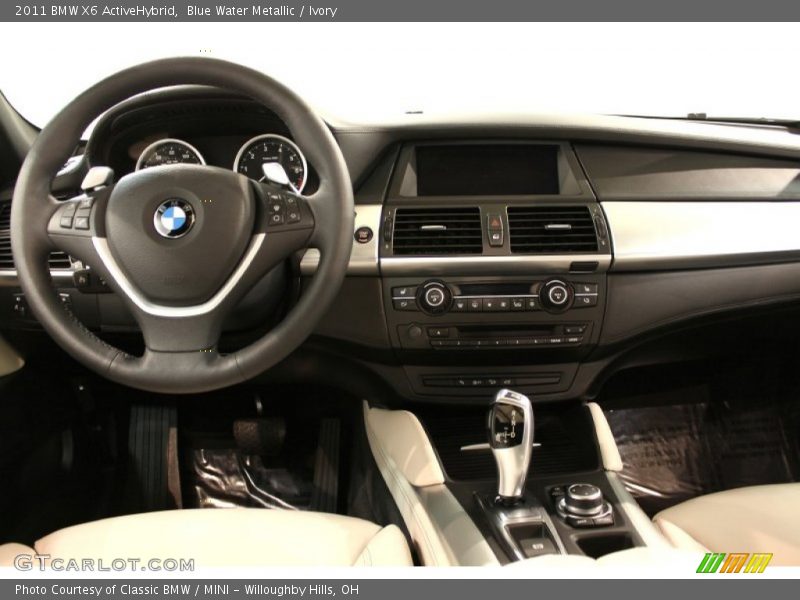 Dashboard of 2011 X6 ActiveHybrid