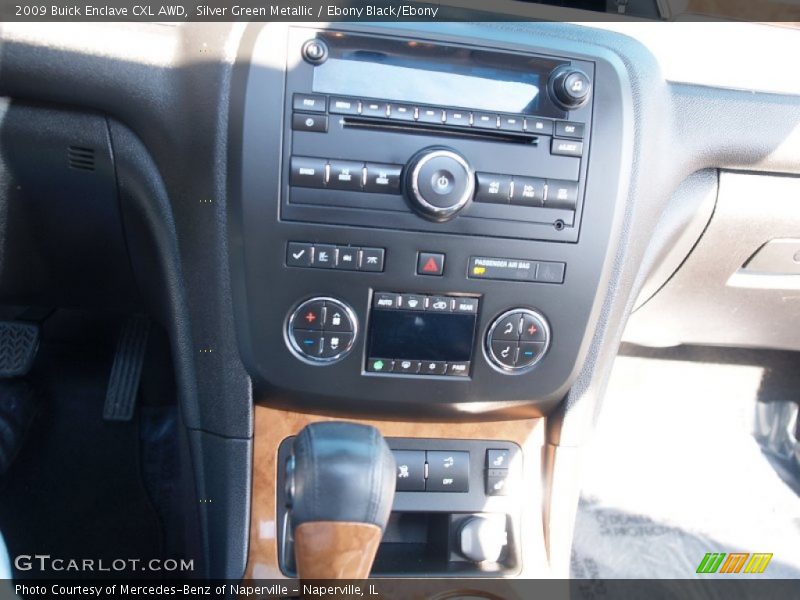 Silver Green Metallic / Ebony Black/Ebony 2009 Buick Enclave CXL AWD