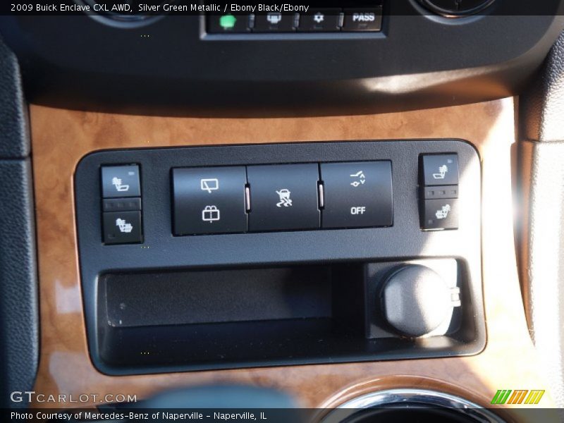 Silver Green Metallic / Ebony Black/Ebony 2009 Buick Enclave CXL AWD