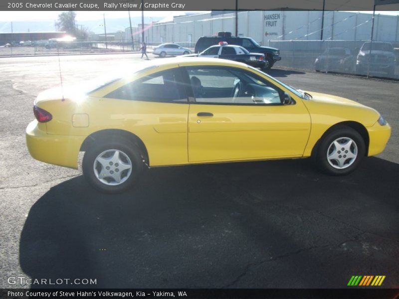 Rally Yellow / Graphite Gray 2005 Chevrolet Cavalier Coupe