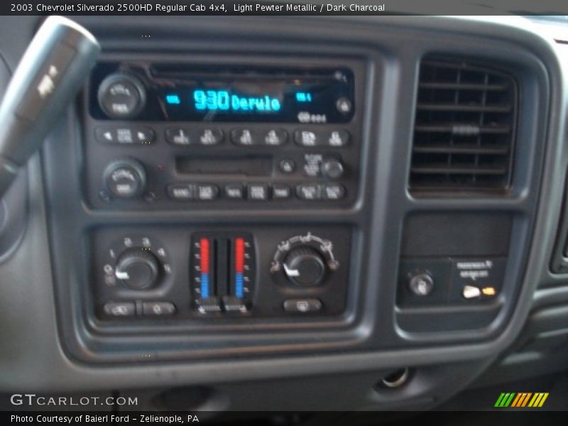 Light Pewter Metallic / Dark Charcoal 2003 Chevrolet Silverado 2500HD Regular Cab 4x4