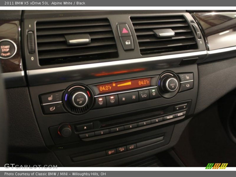 Alpine White / Black 2011 BMW X5 xDrive 50i