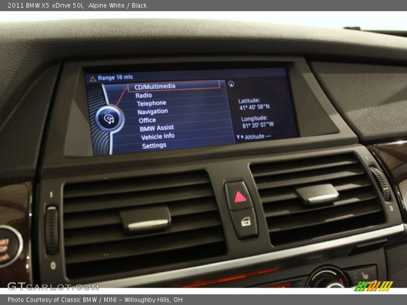 Alpine White / Black 2011 BMW X5 xDrive 50i