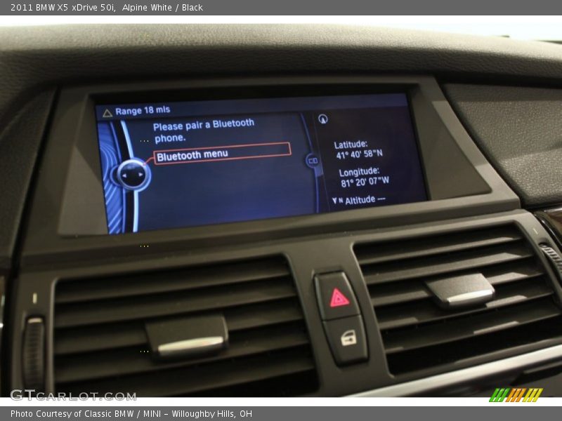 Alpine White / Black 2011 BMW X5 xDrive 50i