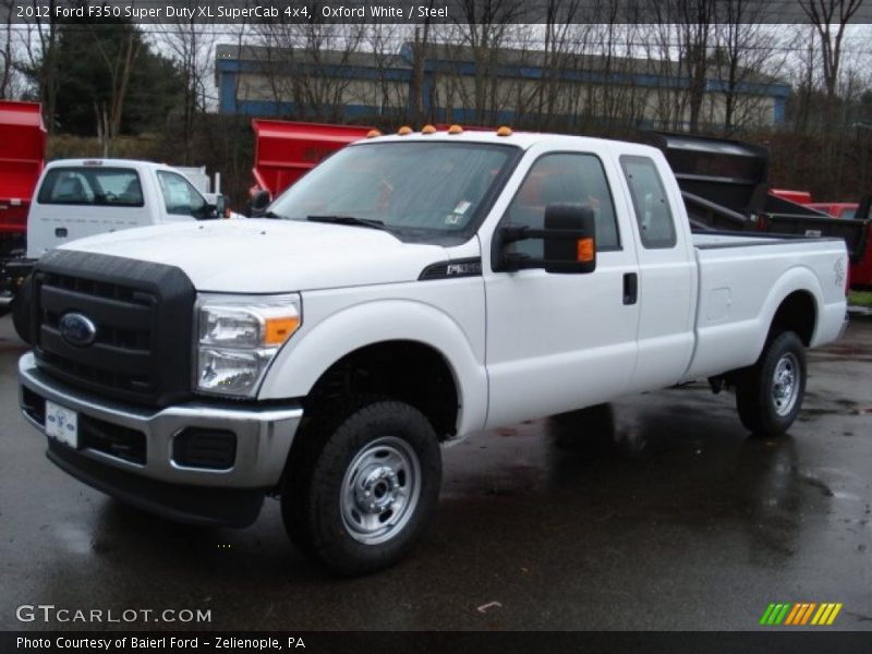 Front 3/4 View of 2012 F350 Super Duty XL SuperCab 4x4