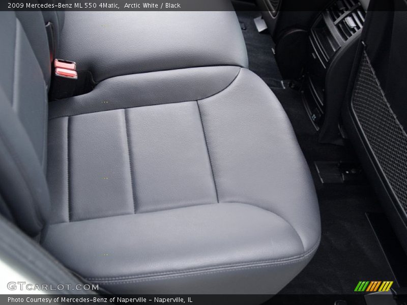 Arctic White / Black 2009 Mercedes-Benz ML 550 4Matic