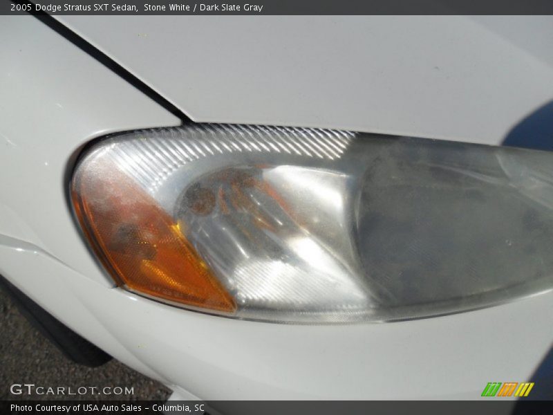 Stone White / Dark Slate Gray 2005 Dodge Stratus SXT Sedan