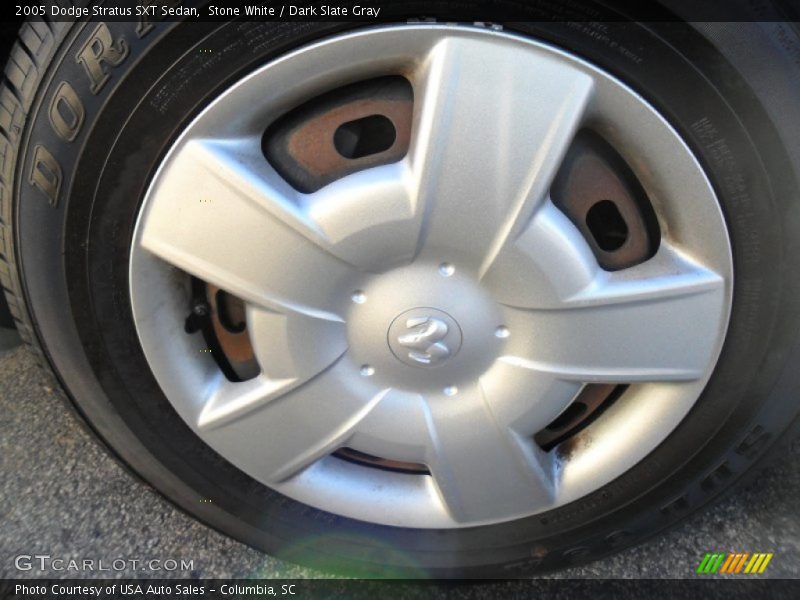 Stone White / Dark Slate Gray 2005 Dodge Stratus SXT Sedan