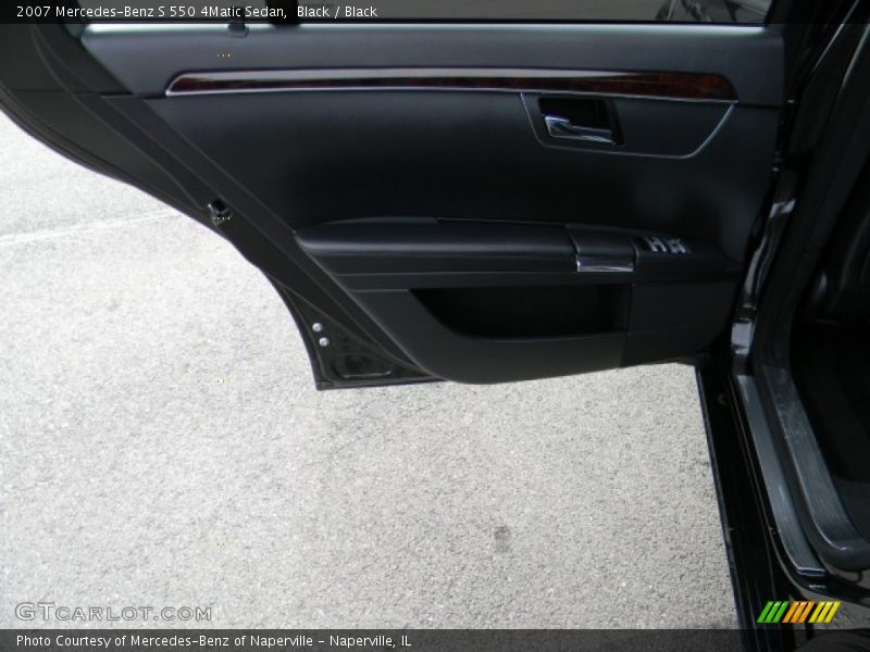 Black / Black 2007 Mercedes-Benz S 550 4Matic Sedan