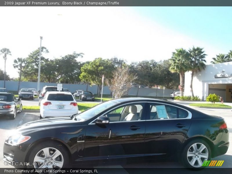 Ebony Black / Champagne/Truffle 2009 Jaguar XF Premium Luxury