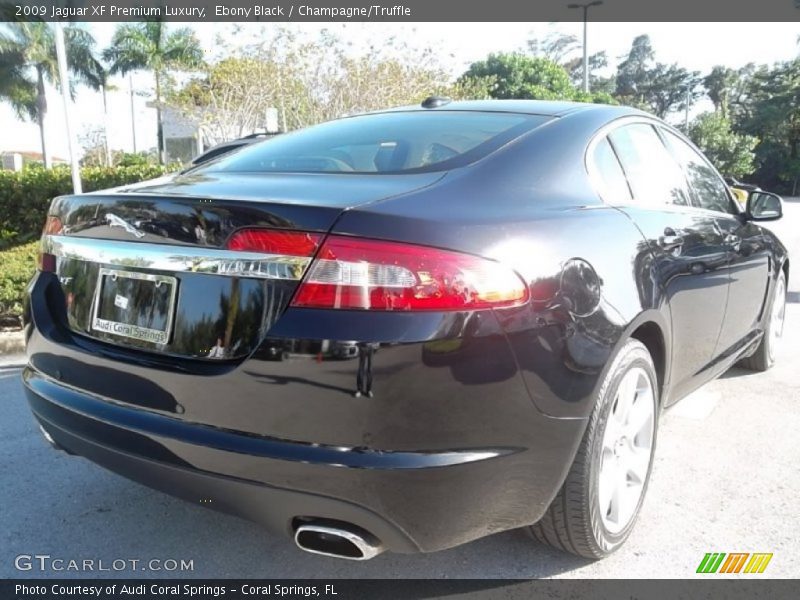 Ebony Black / Champagne/Truffle 2009 Jaguar XF Premium Luxury