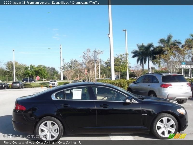 Ebony Black / Champagne/Truffle 2009 Jaguar XF Premium Luxury