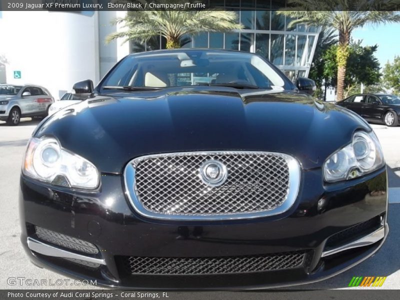 Ebony Black / Champagne/Truffle 2009 Jaguar XF Premium Luxury