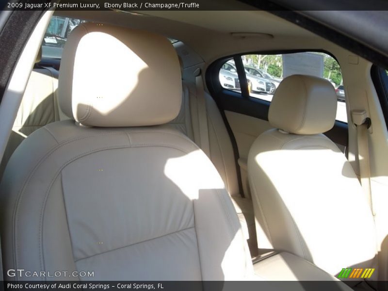 Ebony Black / Champagne/Truffle 2009 Jaguar XF Premium Luxury