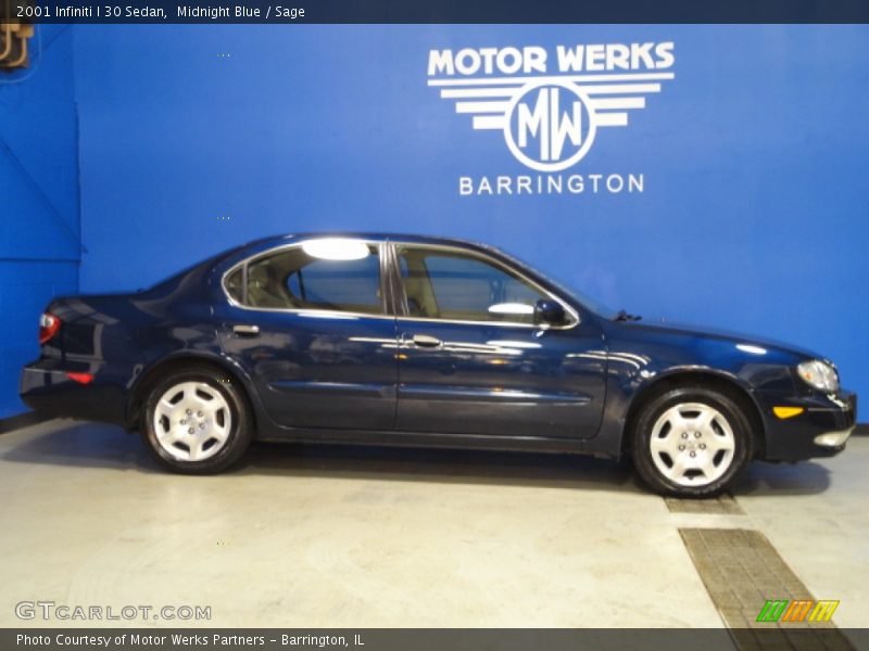 Midnight Blue / Sage 2001 Infiniti I 30 Sedan