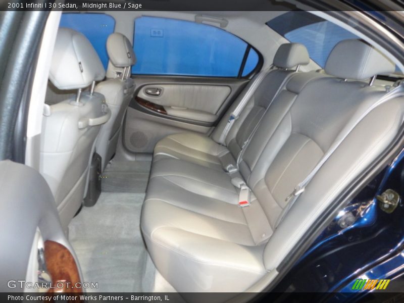 Midnight Blue / Sage 2001 Infiniti I 30 Sedan