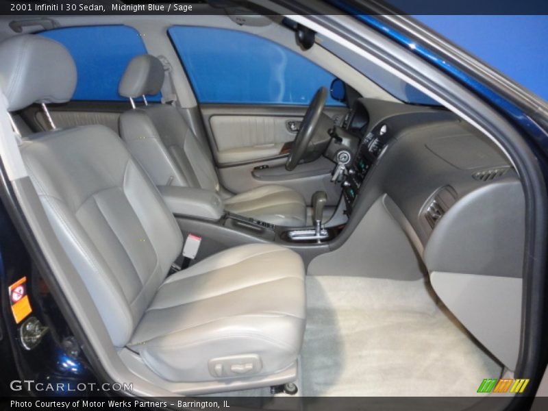 Midnight Blue / Sage 2001 Infiniti I 30 Sedan