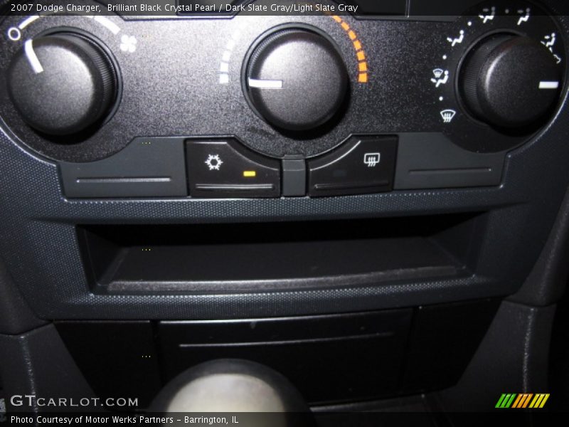 Brilliant Black Crystal Pearl / Dark Slate Gray/Light Slate Gray 2007 Dodge Charger