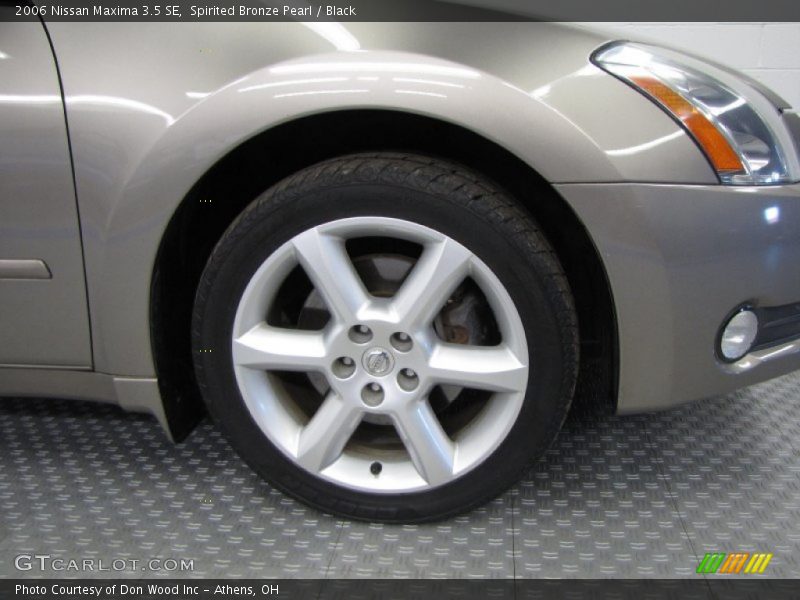 Spirited Bronze Pearl / Black 2006 Nissan Maxima 3.5 SE