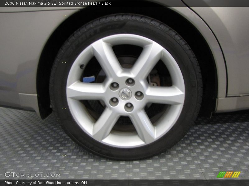 Spirited Bronze Pearl / Black 2006 Nissan Maxima 3.5 SE