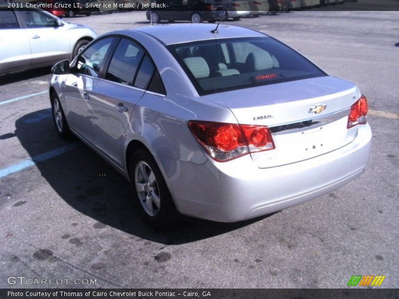 Silver Ice Metallic / Jet Black 2011 Chevrolet Cruze LT