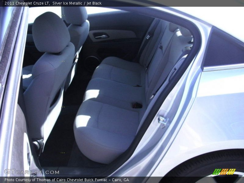 Silver Ice Metallic / Jet Black 2011 Chevrolet Cruze LT