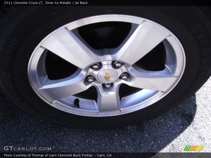 Silver Ice Metallic / Jet Black 2011 Chevrolet Cruze LT