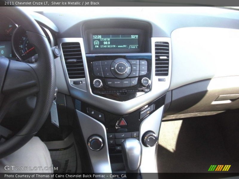 Silver Ice Metallic / Jet Black 2011 Chevrolet Cruze LT