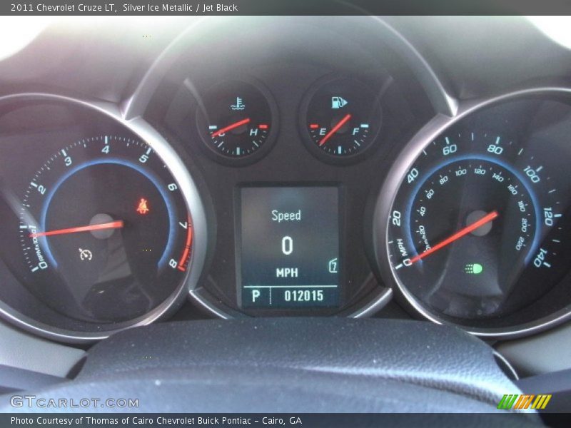 Silver Ice Metallic / Jet Black 2011 Chevrolet Cruze LT