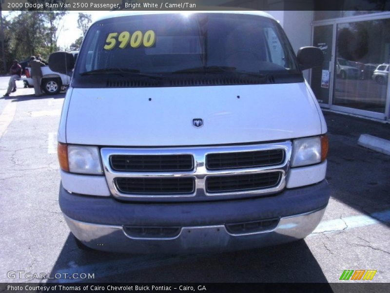 Bright White / Camel/Tan 2000 Dodge Ram Van 2500 Passenger