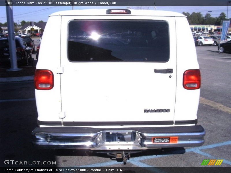 Bright White / Camel/Tan 2000 Dodge Ram Van 2500 Passenger