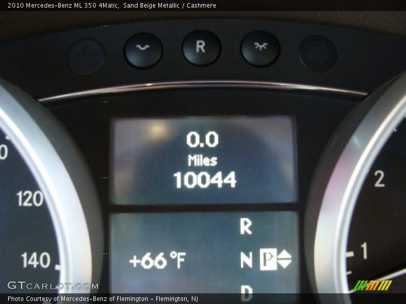 Sand Beige Metallic / Cashmere 2010 Mercedes-Benz ML 350 4Matic