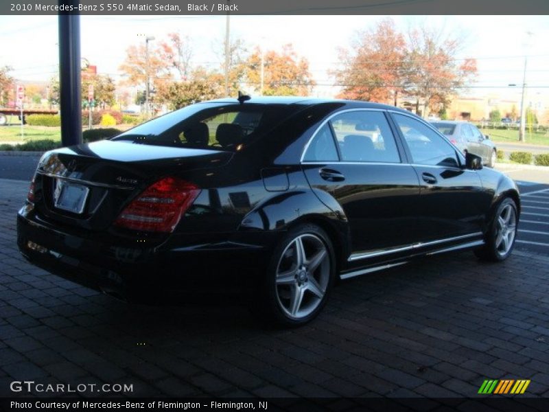 Black / Black 2010 Mercedes-Benz S 550 4Matic Sedan