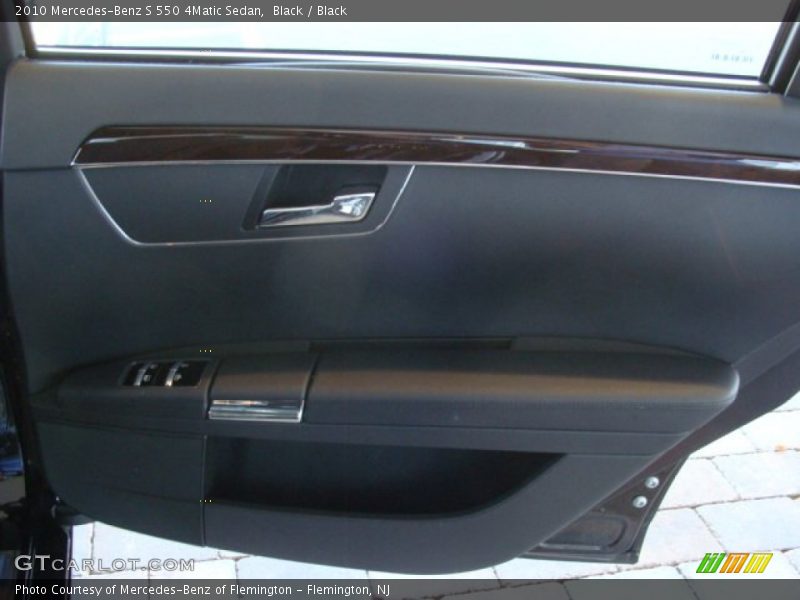 Black / Black 2010 Mercedes-Benz S 550 4Matic Sedan