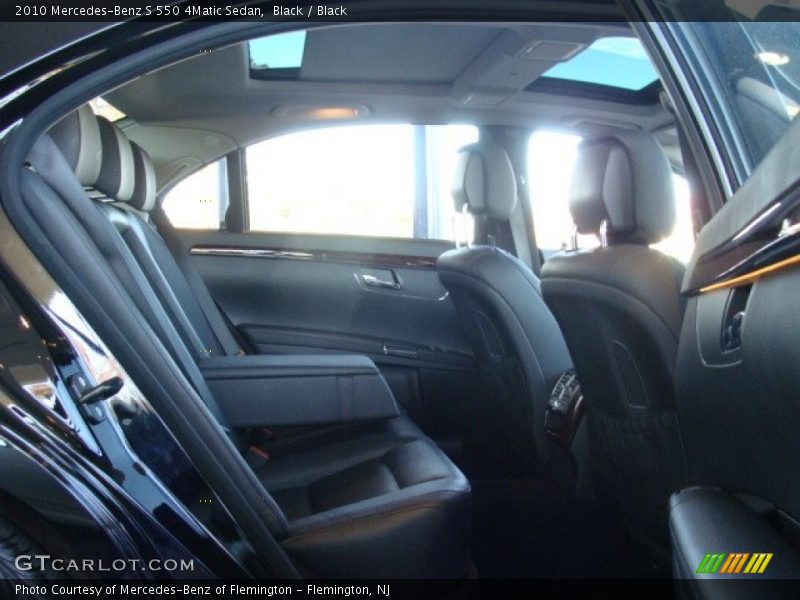 Black / Black 2010 Mercedes-Benz S 550 4Matic Sedan