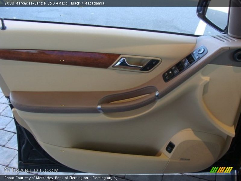 Black / Macadamia 2008 Mercedes-Benz R 350 4Matic