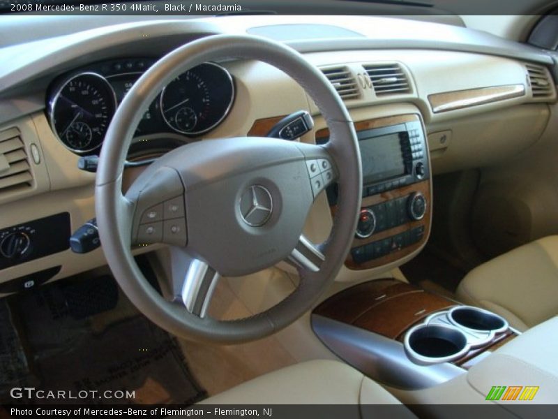 Black / Macadamia 2008 Mercedes-Benz R 350 4Matic