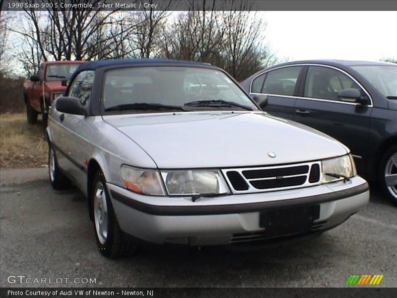 Silver Metallic / Grey 1998 Saab 900 S Convertible