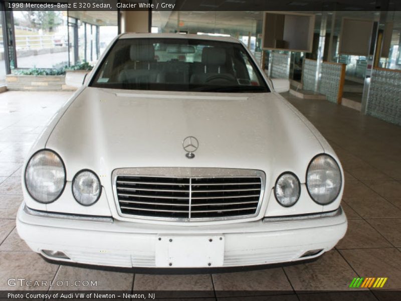 Glacier White / Grey 1998 Mercedes-Benz E 320 Sedan