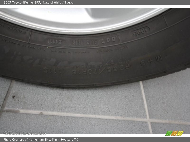 Natural White / Taupe 2005 Toyota 4Runner SR5