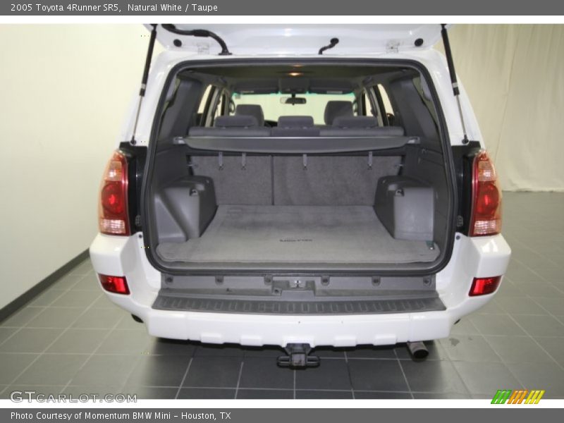 Natural White / Taupe 2005 Toyota 4Runner SR5