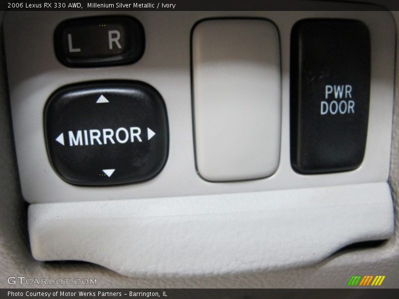Millenium Silver Metallic / Ivory 2006 Lexus RX 330 AWD