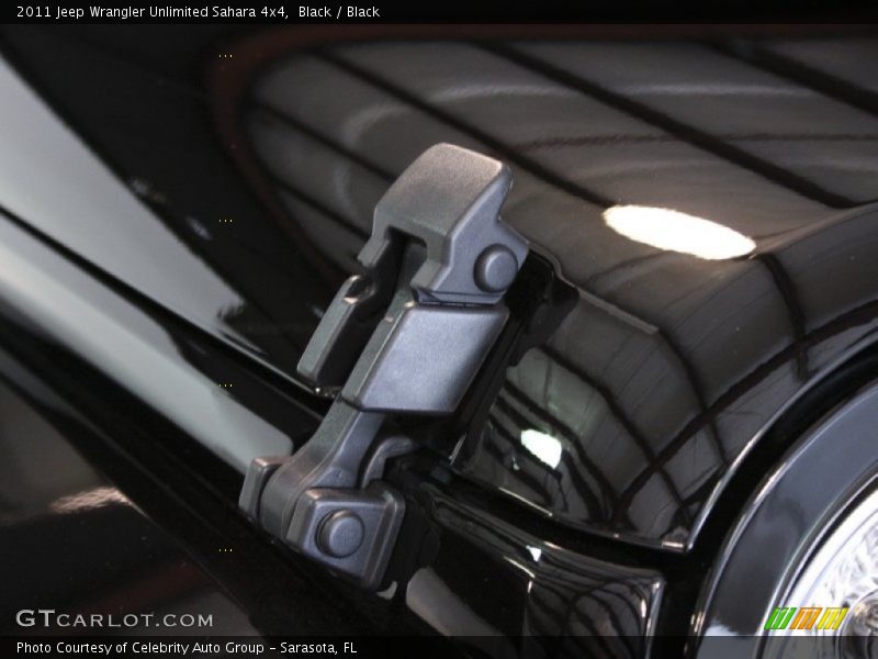 Black / Black 2011 Jeep Wrangler Unlimited Sahara 4x4