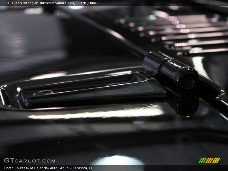 Black / Black 2011 Jeep Wrangler Unlimited Sahara 4x4