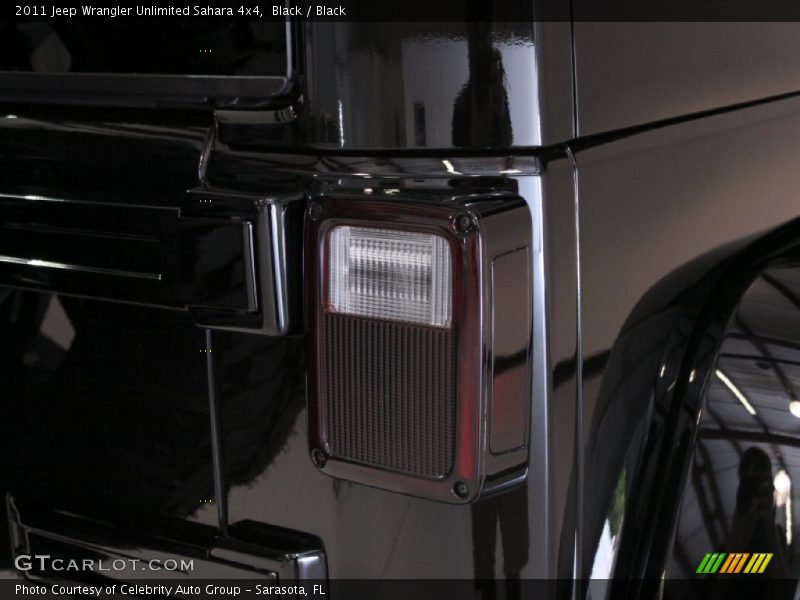 Black / Black 2011 Jeep Wrangler Unlimited Sahara 4x4