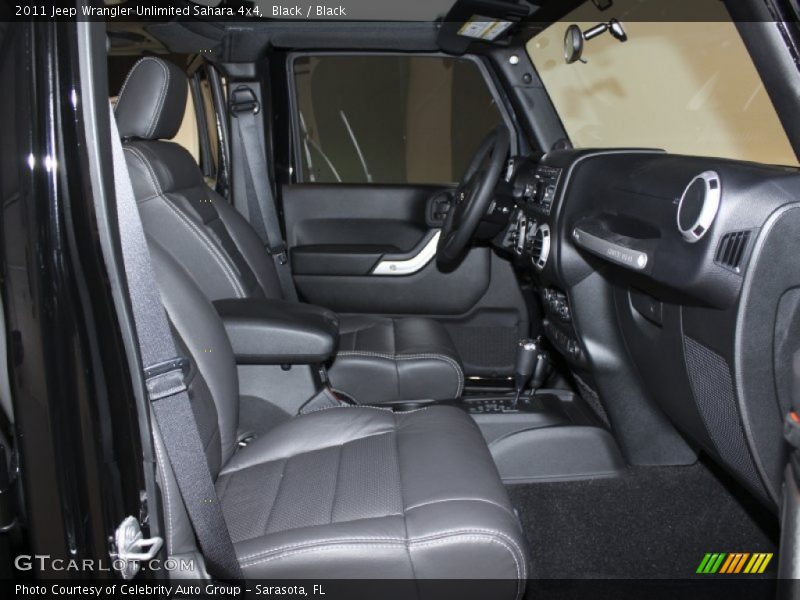 Black / Black 2011 Jeep Wrangler Unlimited Sahara 4x4