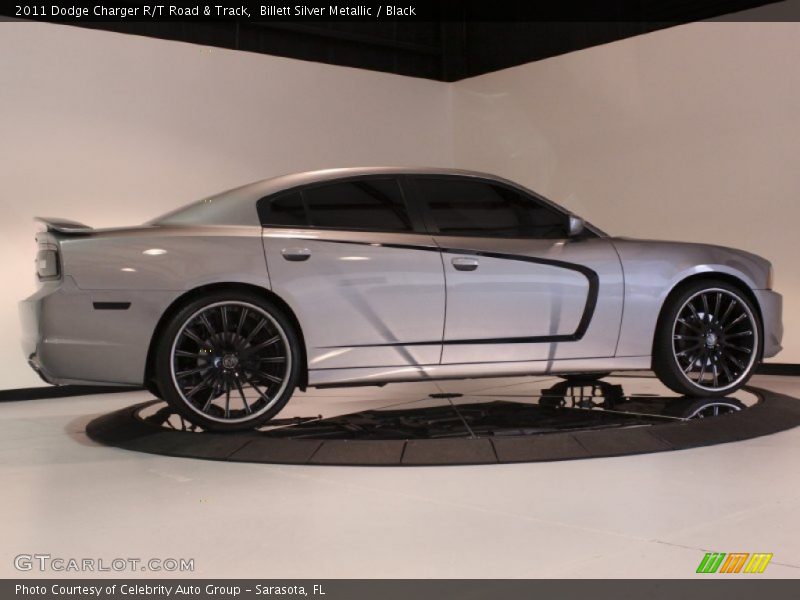 Custom Wheels of 2011 Charger R/T Road & Track